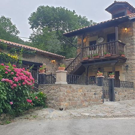 Casa Rural Caborzal Renedo De Cabuerniga Exterior foto